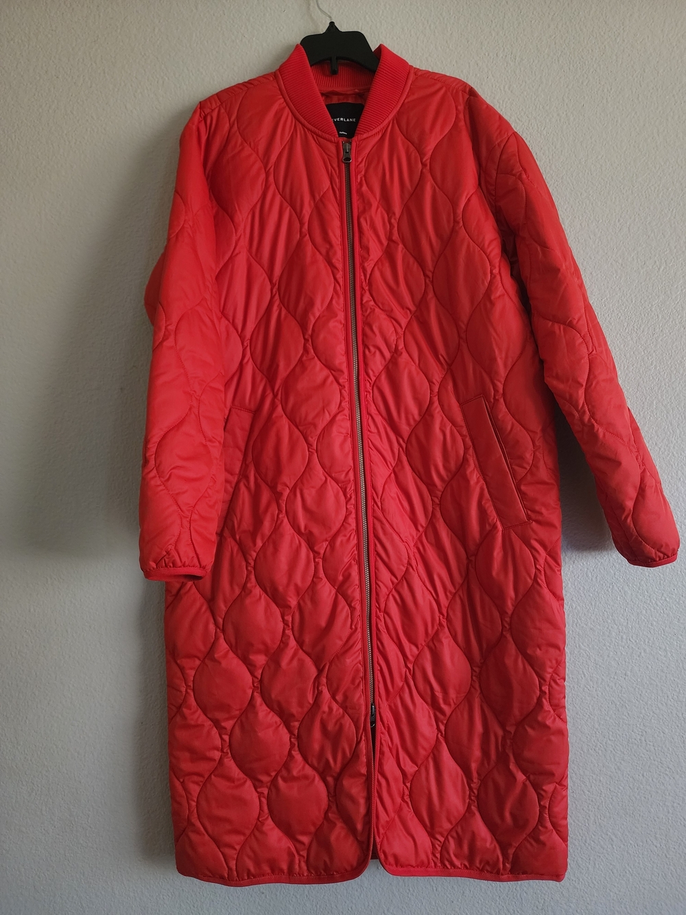 Everlane ReNew Long Quilted Liner Jacket in Poppy Red - XS